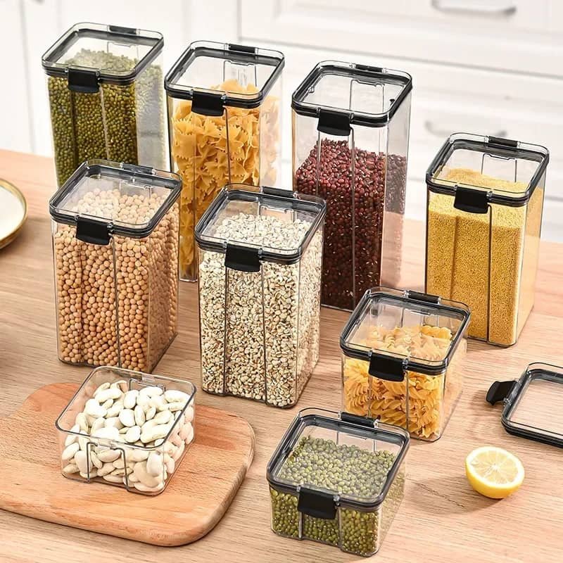 8 Piece Storage Container in Kitchen ware